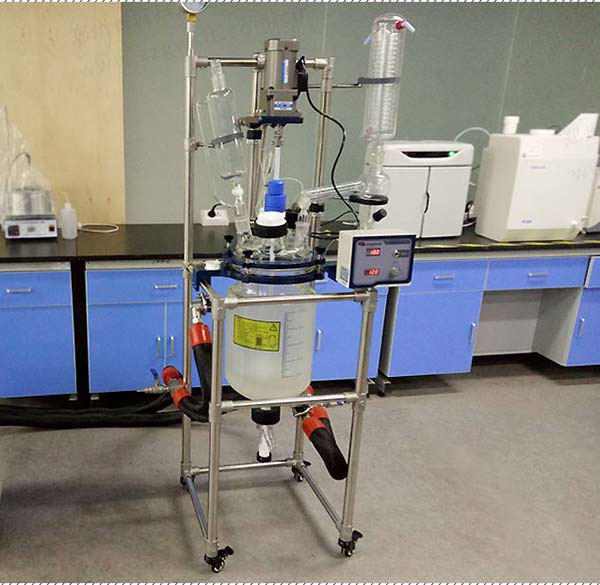 雙層玻璃反應釜安裝,使用及故障排除