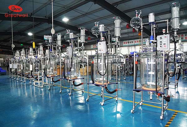 夾套玻璃反應釜如何選擇?